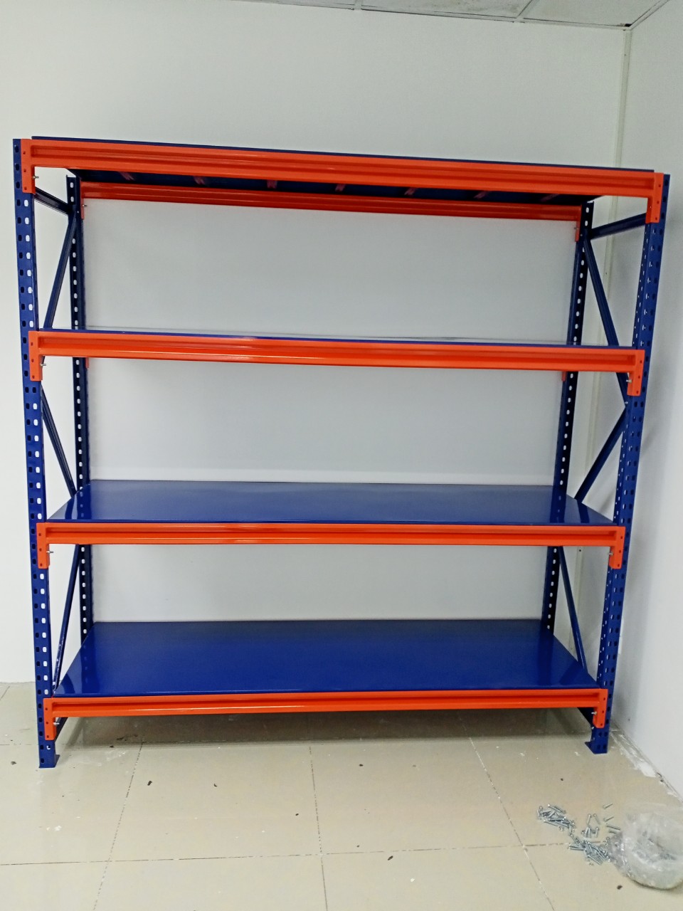 Kệ trung tải 4 tầng: dài 2000 x rộng 500 x cao 2000mm 4 ke-trung-tai-4-tang