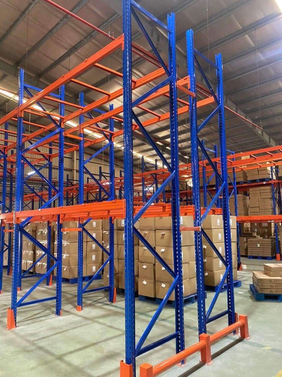 Kệ hạng nặng, kệ pallet 2 tầng: dài 2700 x rộng 1200mm x cao 4000mm 1 Kệ hạng nặng