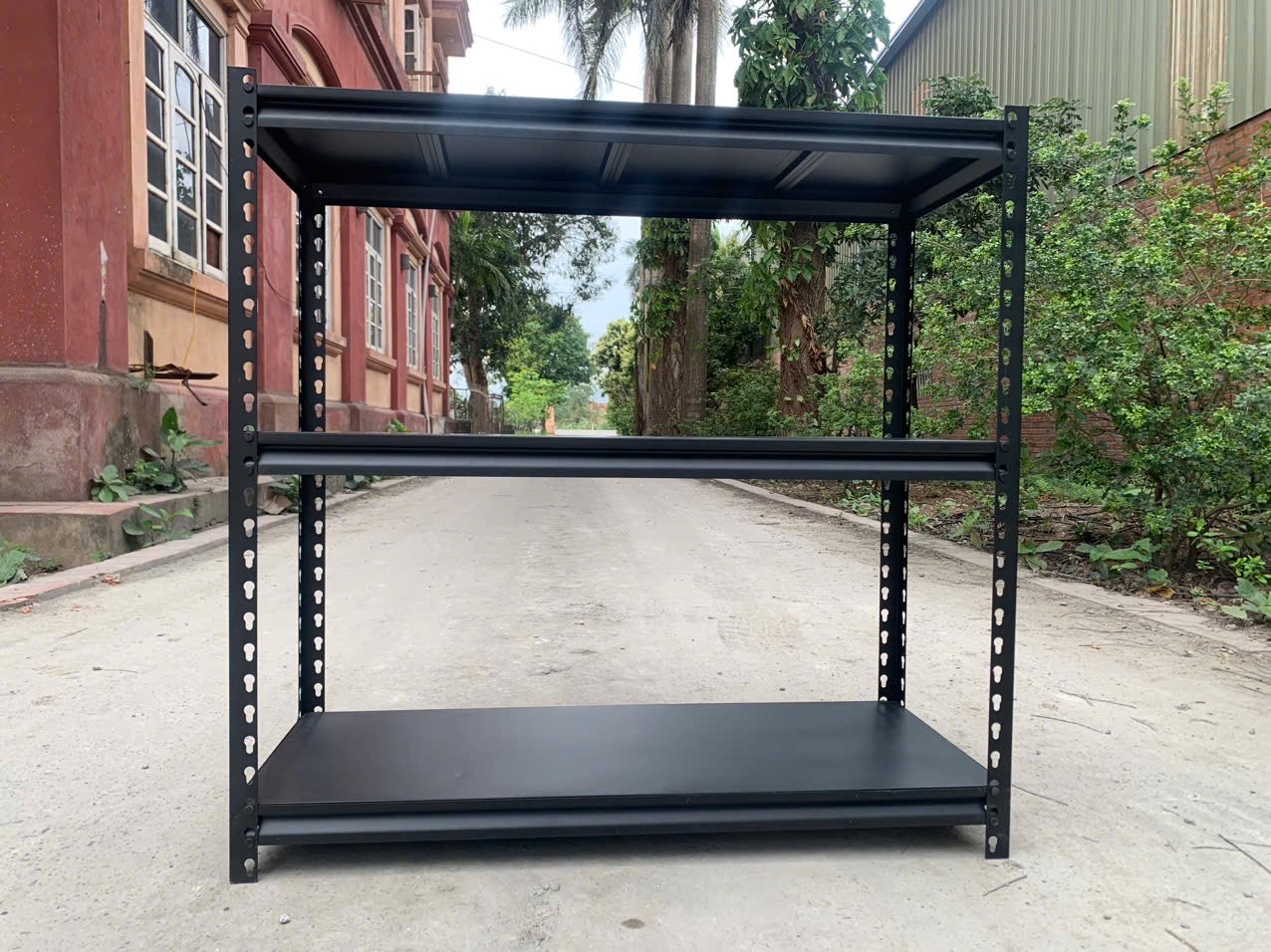 Kệ Sắt V 3 tầng: dài 1000 x rộng 400 x cao 1000 mm 1 z7050331885636 d08746de9fad16519301e1ca12da5b55